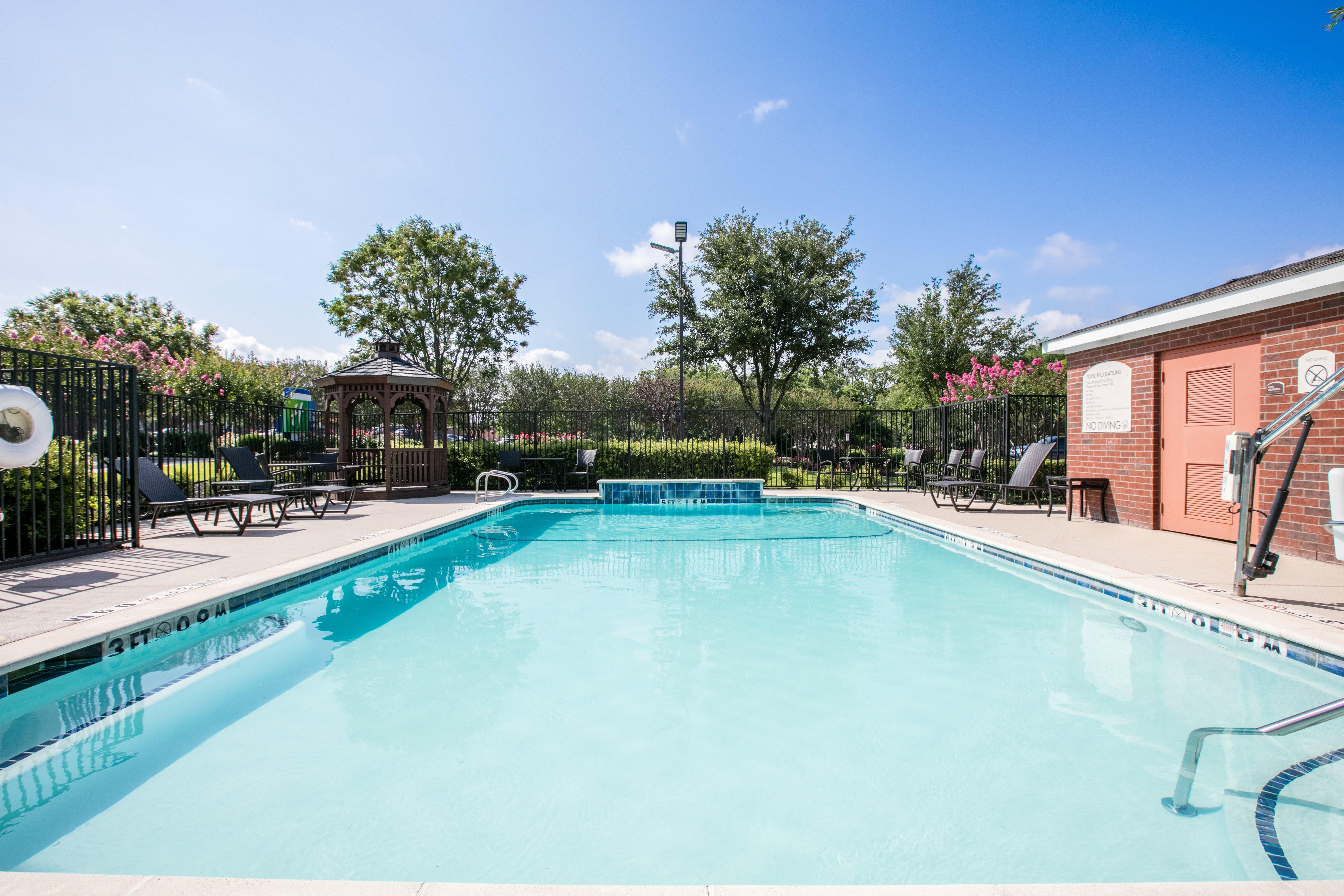 Holiday Inn Express Hotel & Suites Dallas - Grand Prairie I-20 By Ihg Eksteriør billede