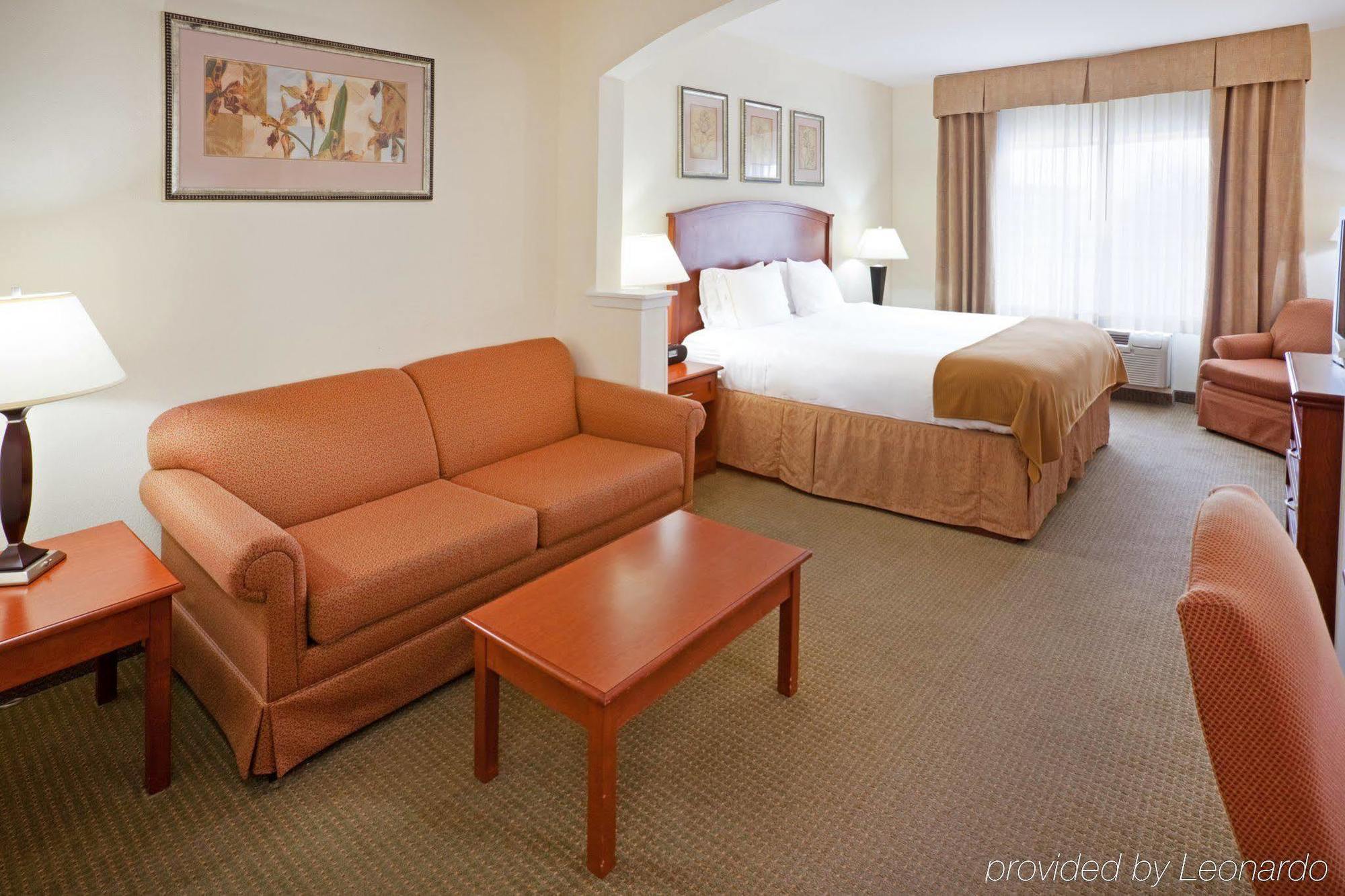 Holiday Inn Express Hotel & Suites Dallas - Grand Prairie I-20 By Ihg Eksteriør billede